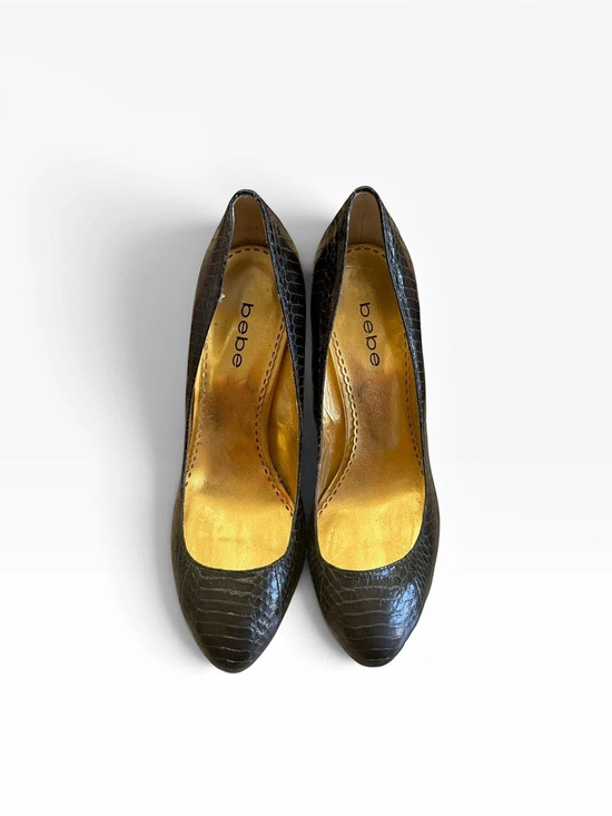 bebe Shoes - Bebe Women's Black Leather  Embossed Pointed-Toe Heels Size 10